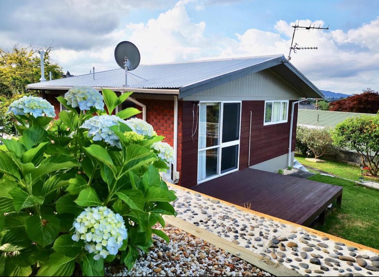 Spacious Utuhina Holiday House Rotorua Exterior photo